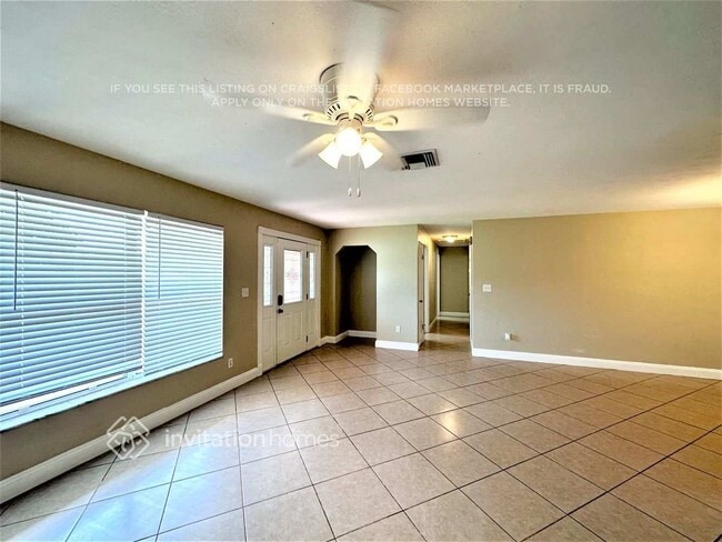 Photo - 1324 W Hartley Cir