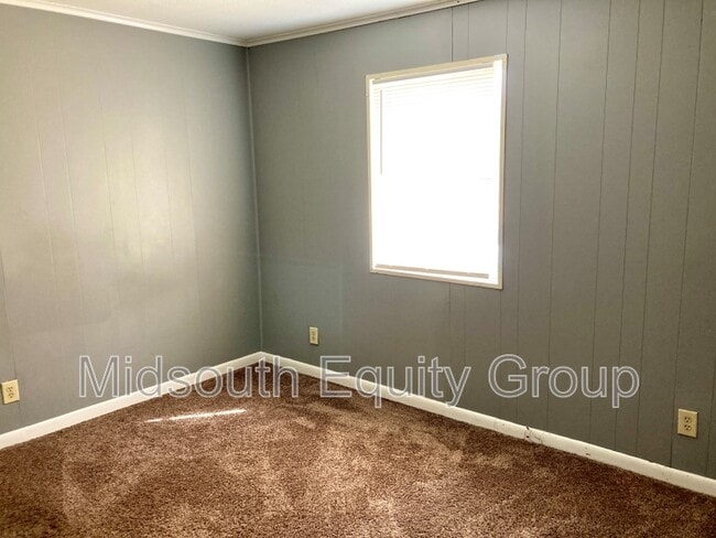 Photo - 117 Parkburg Rd Unit B