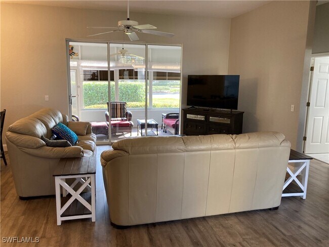 Photo - 2700 Via Presidio