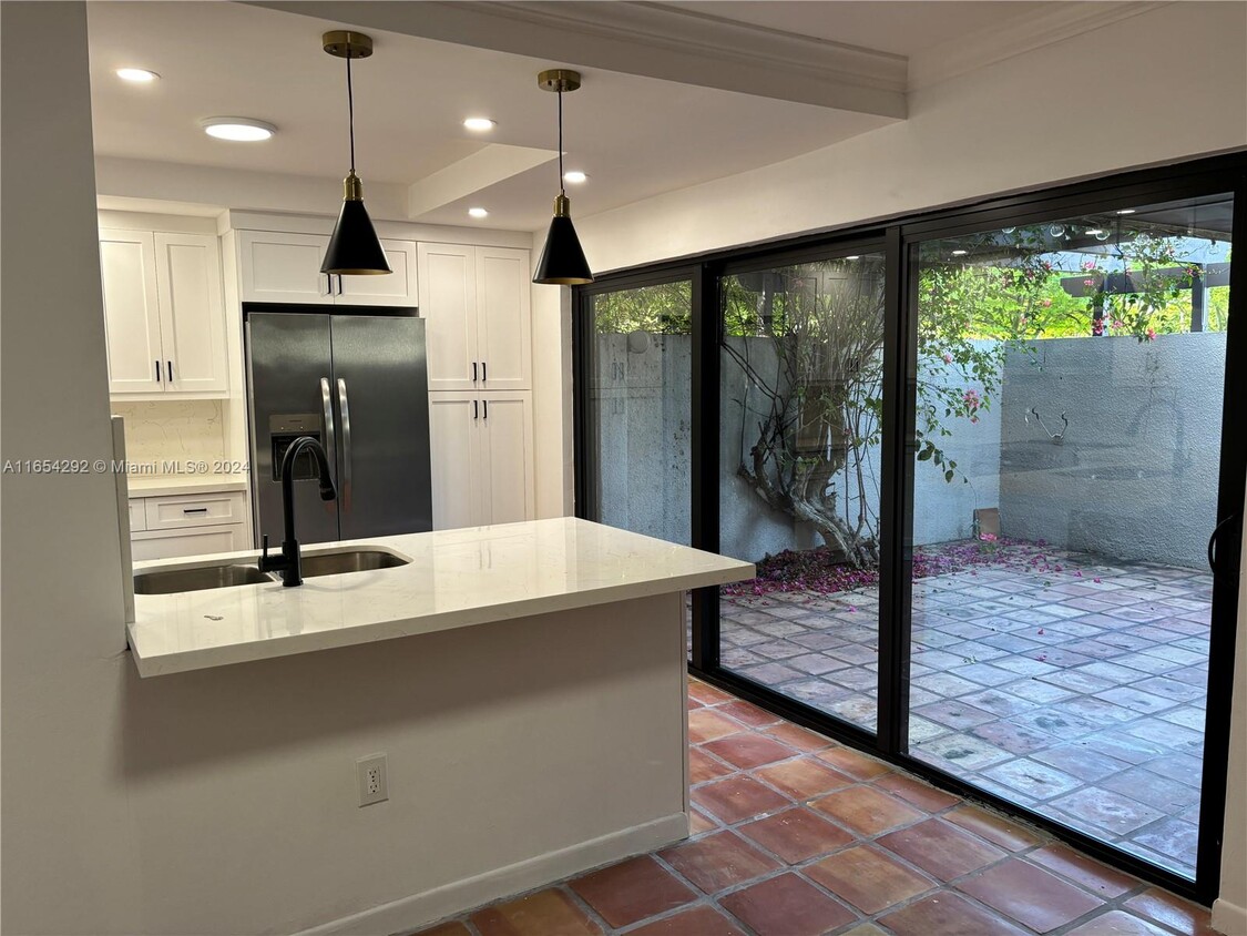 Photo - 4708 SW 67th Ave (Miami, FL)