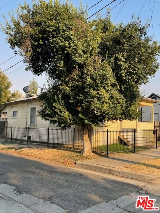 Photo - 1608 E St