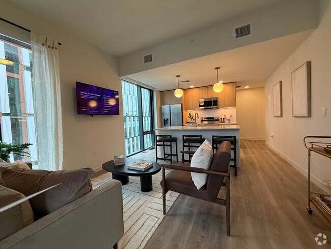 Building Photo - 285 NW 32nd St Unit B2 Rental