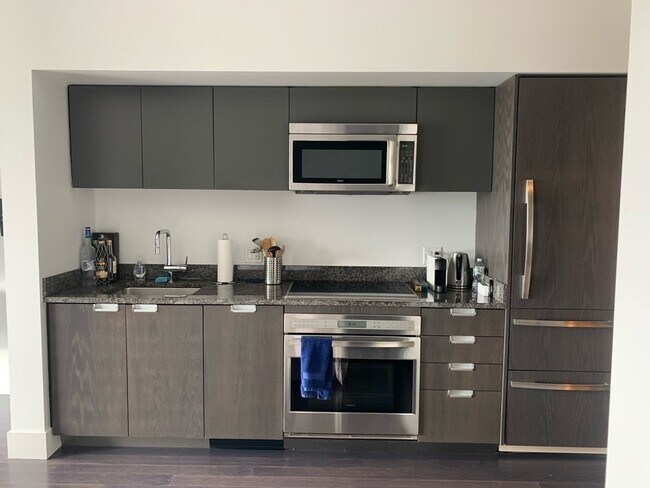 Photo - 110 Stuart St Unidad 24I