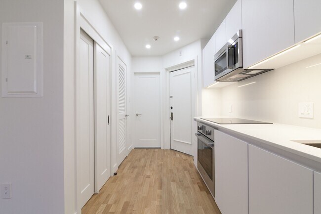 Photo - 2050 Av. Claremont Unité 7