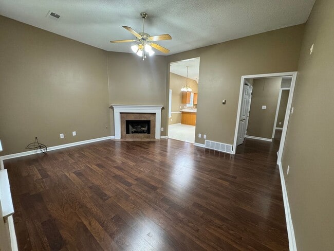 1411 Charles Bryan Rd