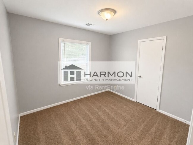 Photo - 6458 NW Parkview St