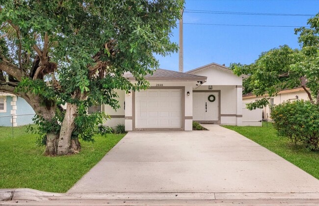 Photo - 2848 NW 9th Pl