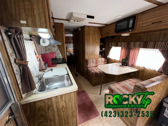 Photo - 496 Pearl Ln