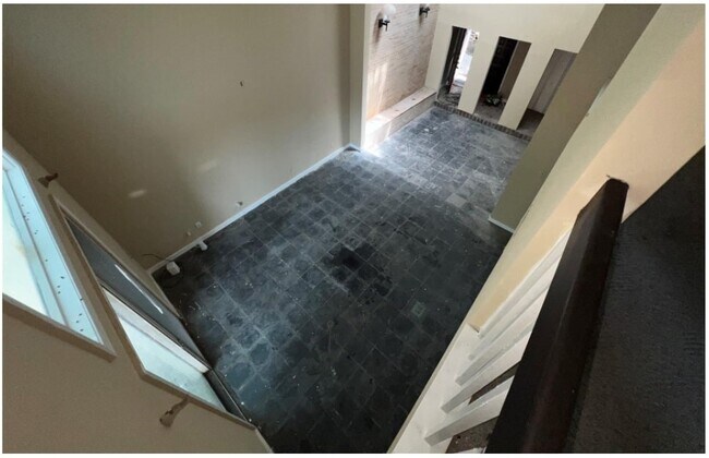 Photo - 4560 Bellaire Blvd