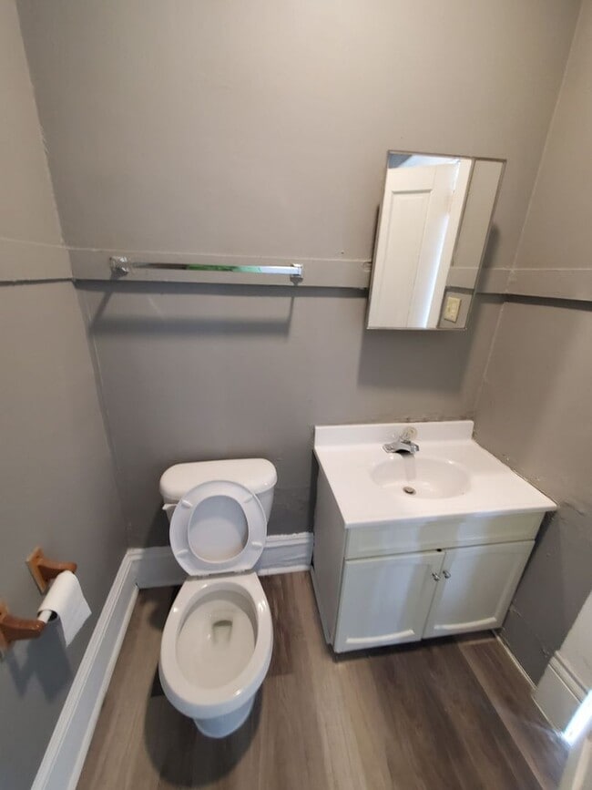 Photo - 2002 57th St. (8 Unit)