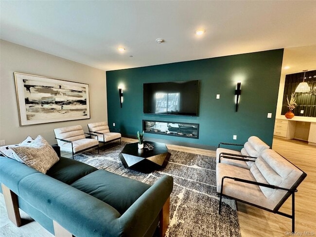 Building Photo - 306 Bluestone Ct Unit 223