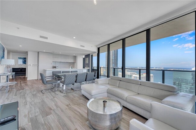 Photo - 1300 S Miami Ave