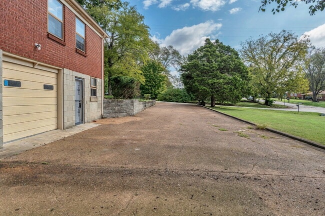 Photo - 314 Woodberry Dr