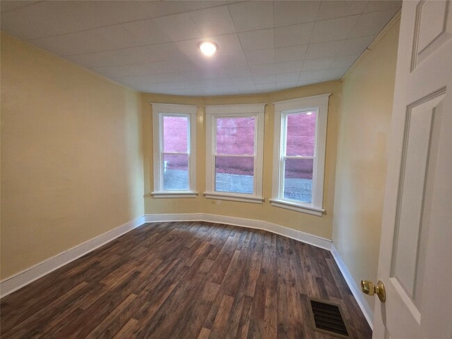 Photo - 155 Willow St Unit 1st Floor