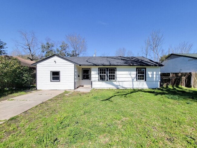 BEAUTIFUL 4 BEDROOM LEASE HOME IN HOUSTON.... - BEAUTIFUL 4 BEDROOM LEASE HOME IN HOUSTON....