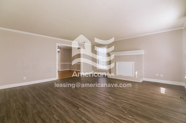 2409 Canal Dr NW