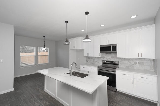 Photo - 4719 19th St Unit B