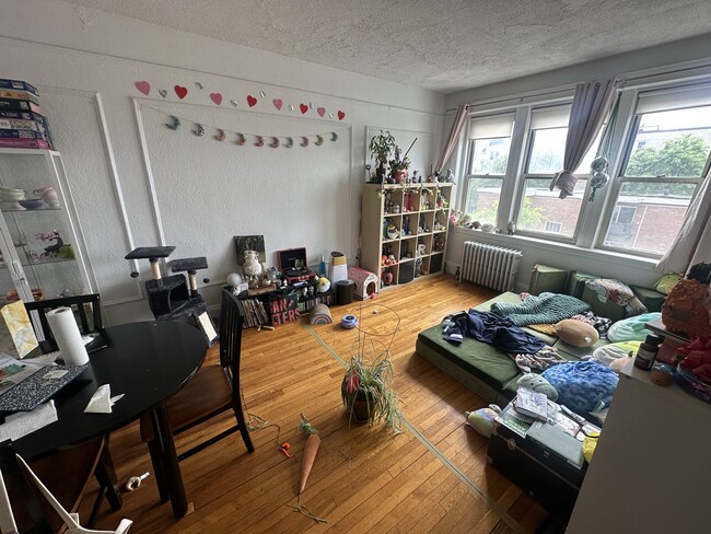 Building Photo - 24 Colborne Rd Unit 23 Rental