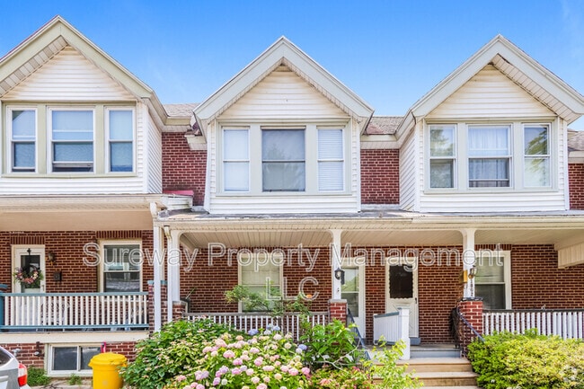 Building Photo - 1060 Markee Terrace Rental