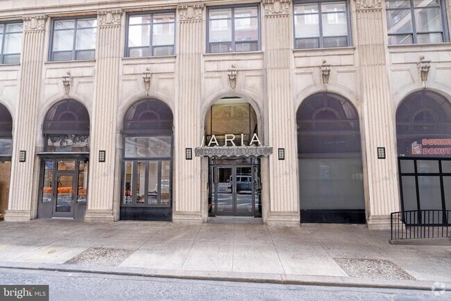 Building Photo - 1425 Locust St Unit 8E Rental