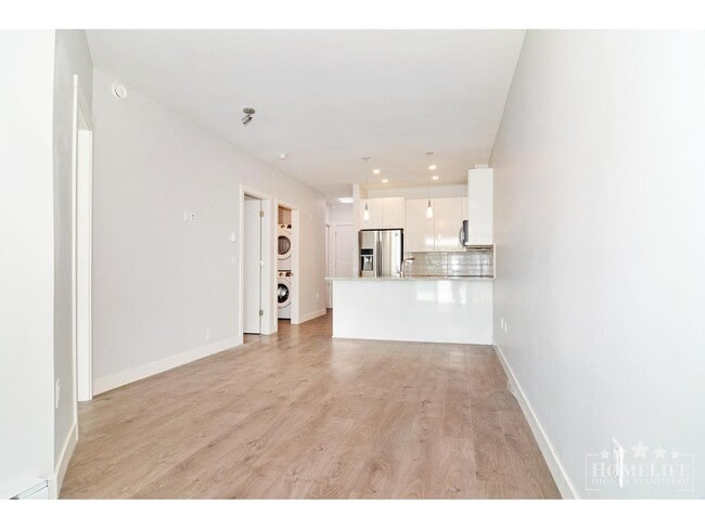 Photo - 19940 Brydon Crescent Unité 411