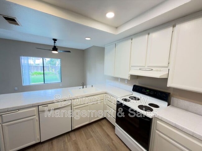 Photo - 3516 Landsford Way