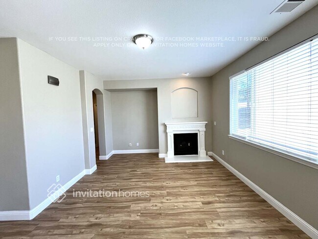 Photo - 1740 Cattail Dr