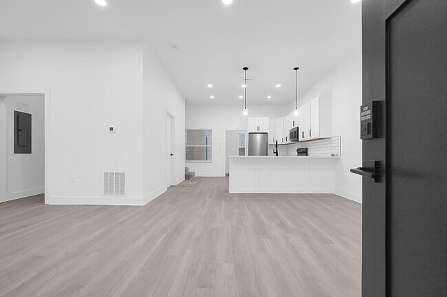 Photo - 936 Wagner St