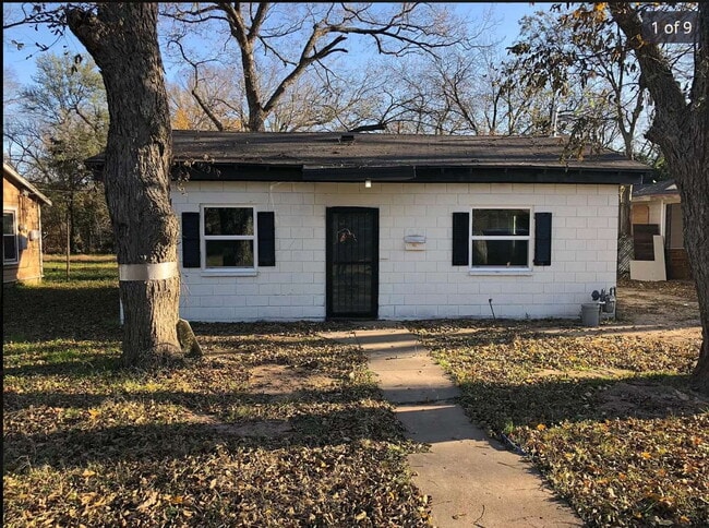 Building Photo - 1013 Harlem Ave