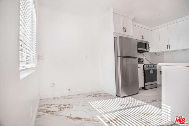 Photo - 1844 18th St Unit B