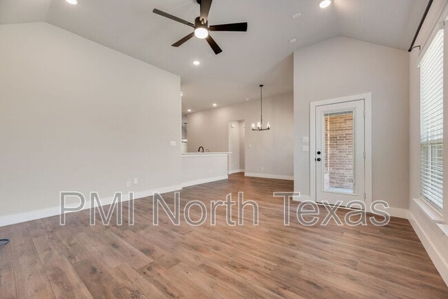 Photo - 6237 White Creek Drive