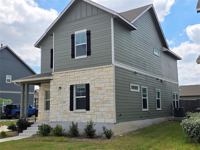 Photo - 1329 Weatherford Ln