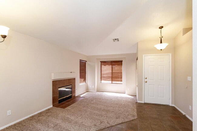 Photo - 8904 Dolente Ave