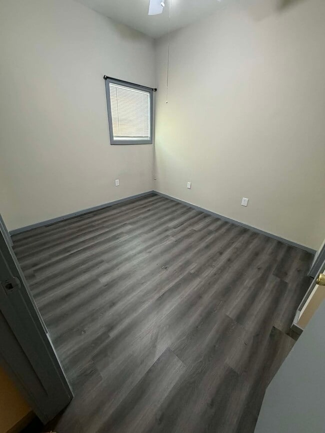 Photo - 5224 West Senca St Unit 7