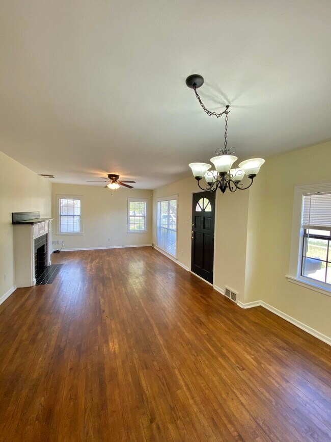 Photo - 2209 28th St