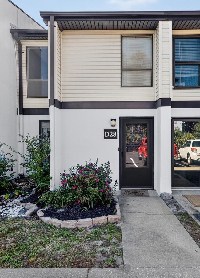 Building Photo - 1012 Possum Trot Rd