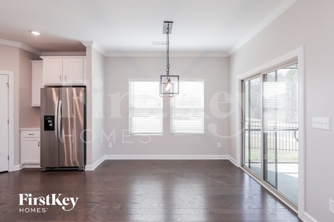 Photo - 3207 Elmwood Dr