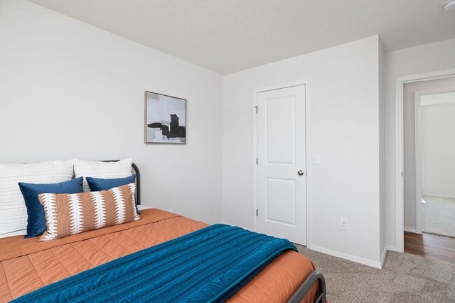 Photo - Newly Built Home for Rent in Aurora!