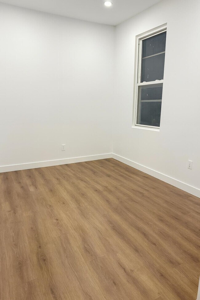 Photo - 42 New St Unidad 2