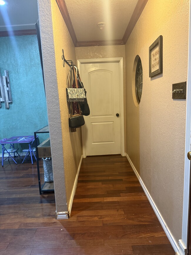 Photo - 5257 Deerwood Ln