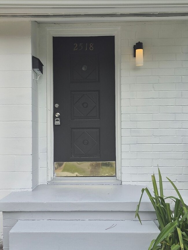 Photo - Welcome home