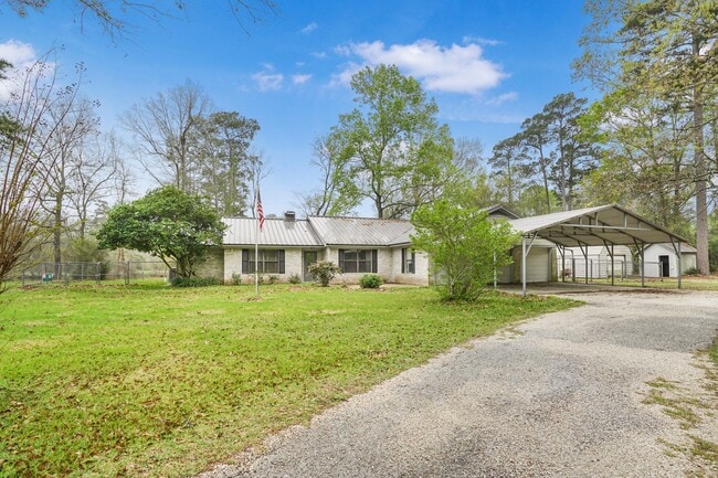 Photo - 512 County Rd 2222