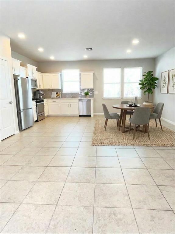 Photo - 363 Eagle Brook Ln