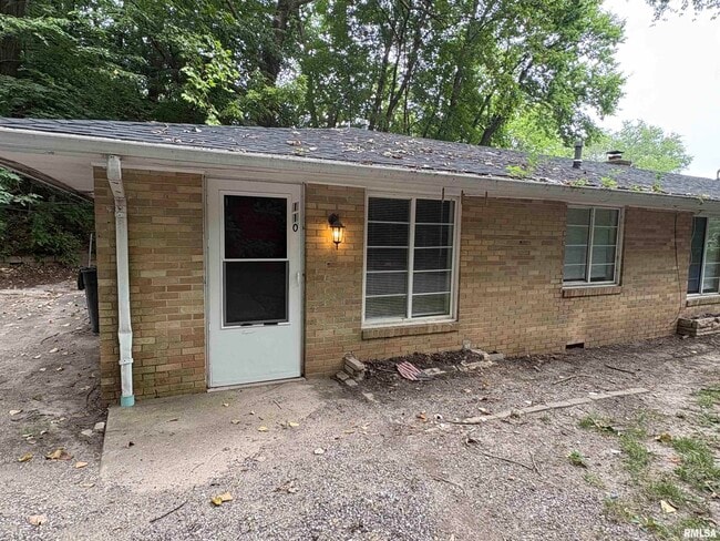 Building Photo - 110 Oakdale Rd