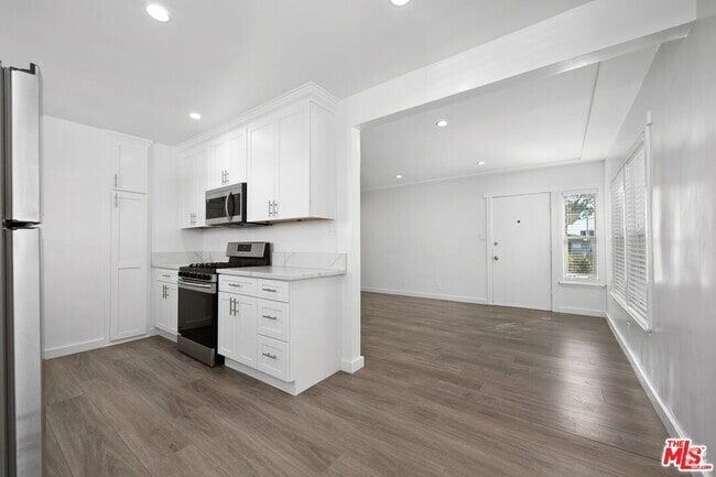 Building Photo - 1805 7th St Rental