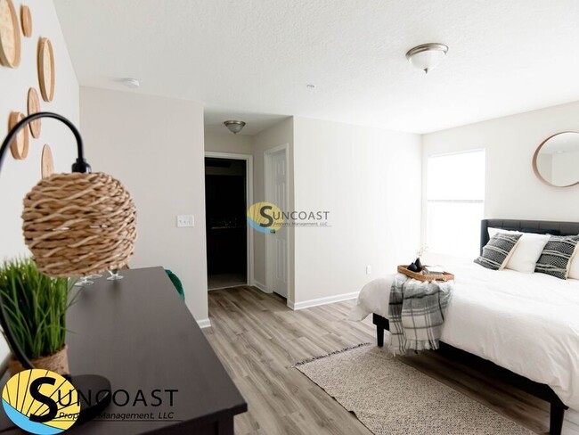 Photo - 9163 Western Way Apartment Unit 91633