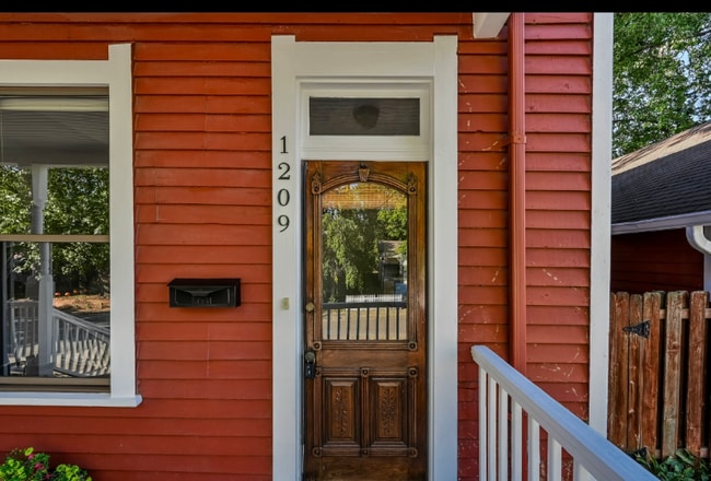 Photo - 1209 Polk St Apartment Unit 1209 Polk St