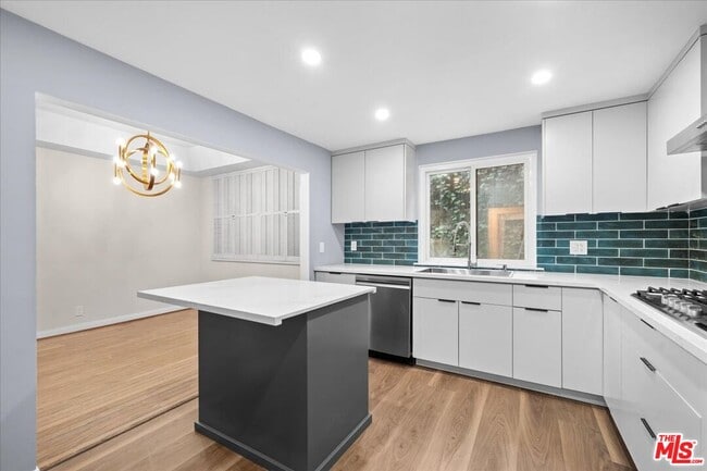 Photo - 8455 Fountain Ave Unit 529