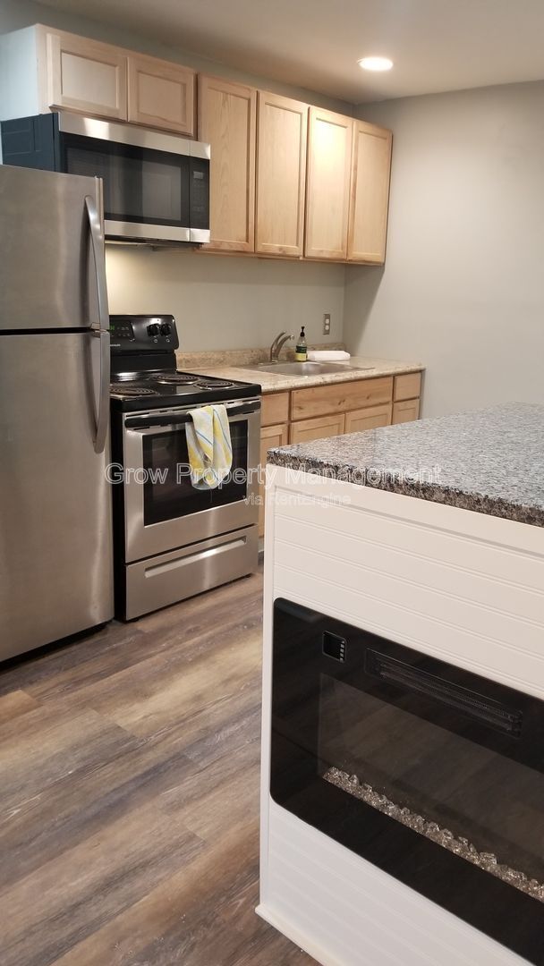 Photo - 2516 Cecil B. Moore Ave Unit 1st Fl