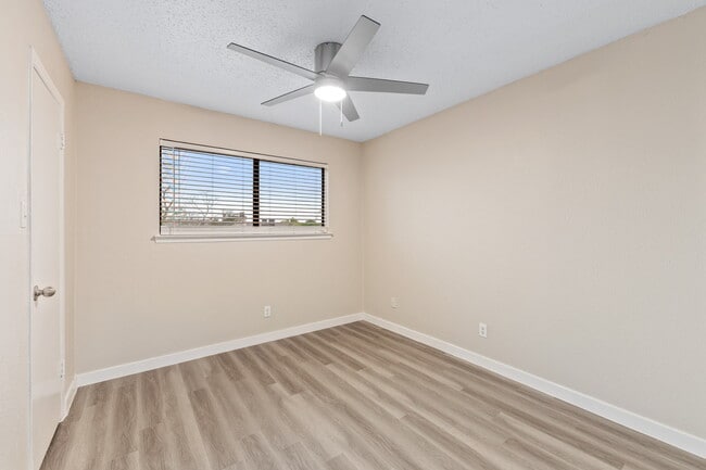 Photo - Tides on Park Lane